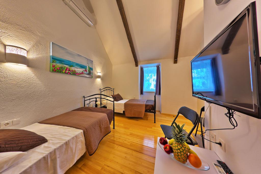 Ferienwohnung Studio Sime Split Zimmer foto